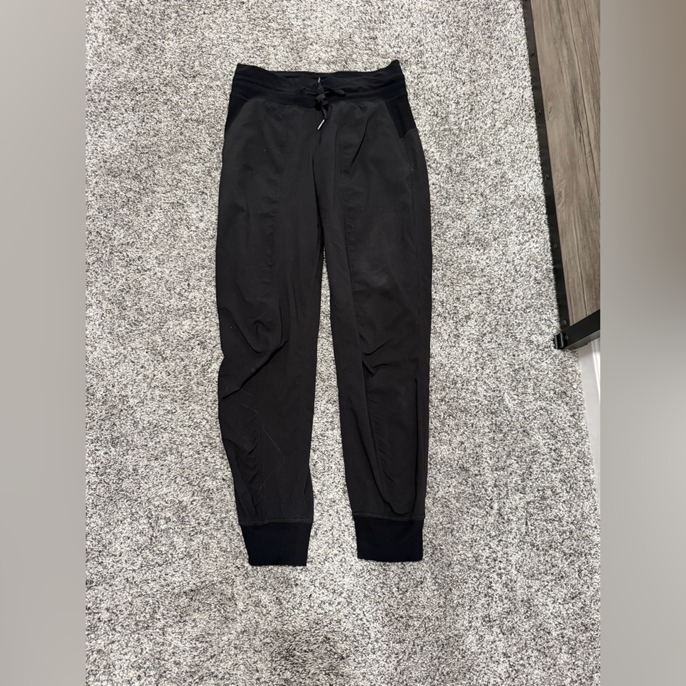 Women’s dance studio, Lululemon Black Jogger Pants